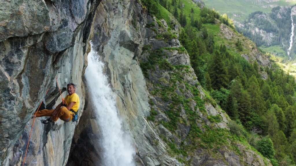 Arrampicata-21-1024x576 Falesia della Cascata